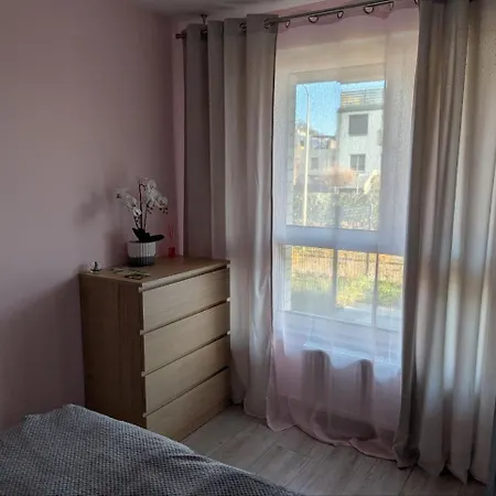 Przy Parku Swietlikow Apartment Wroclaw